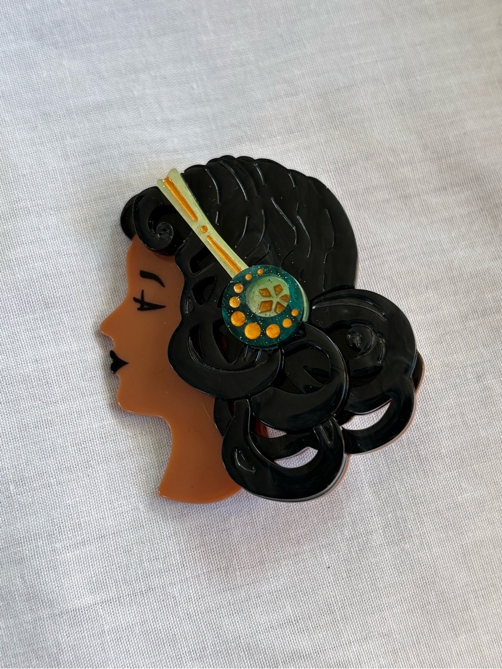 Erstwilder Mademoiselle Bernhardt Brooch